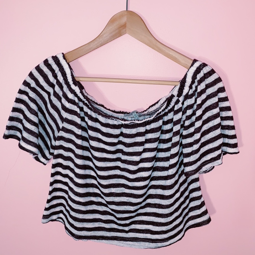 Off-the-Shoulder Cropped Top